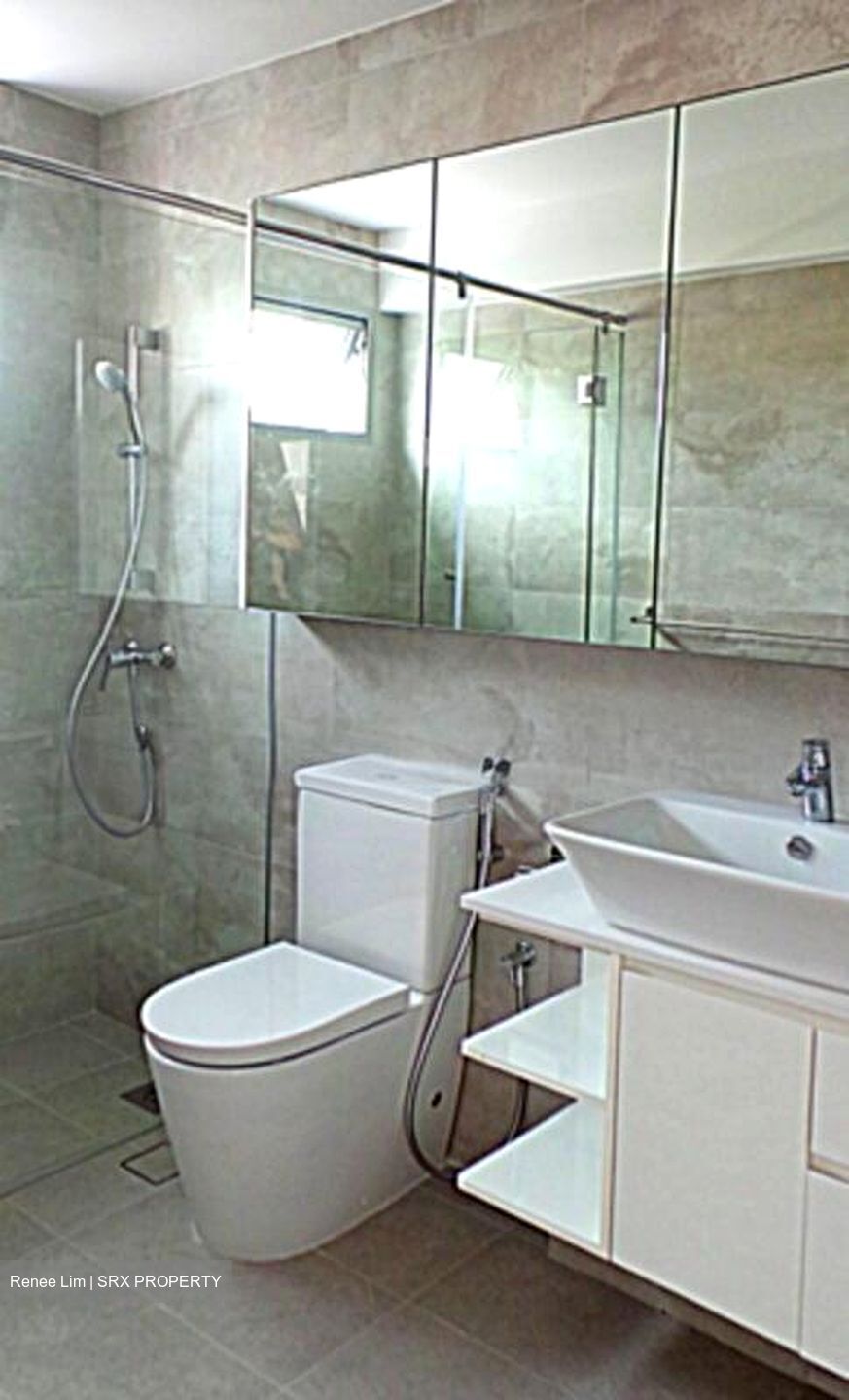 Ford Avenue (D10), Semi-Detached #501498111